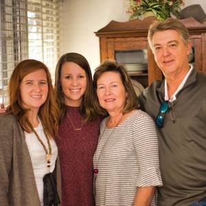 Meet your Posher, Laura